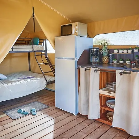 Camping Des Papillons 3*