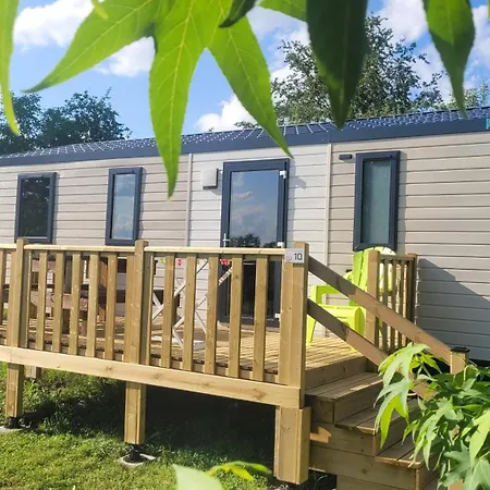 אתר קמפינג Des Papillons 3*