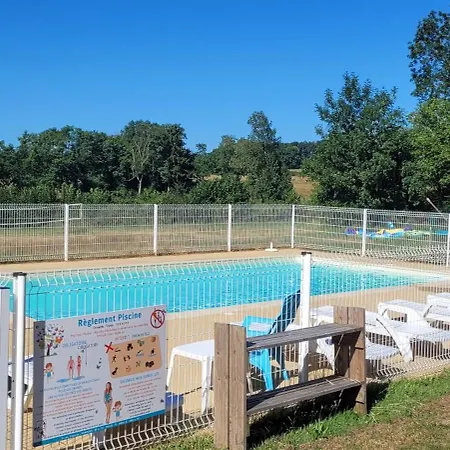 Кемпинг Des Papillons Lalizolle