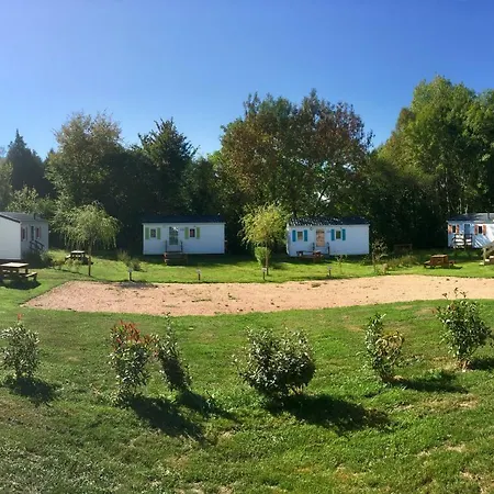 Des Papillons Кемпинг