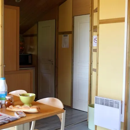 Des Papillons Кемпинг