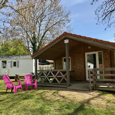 Des Papillons Кемпинг