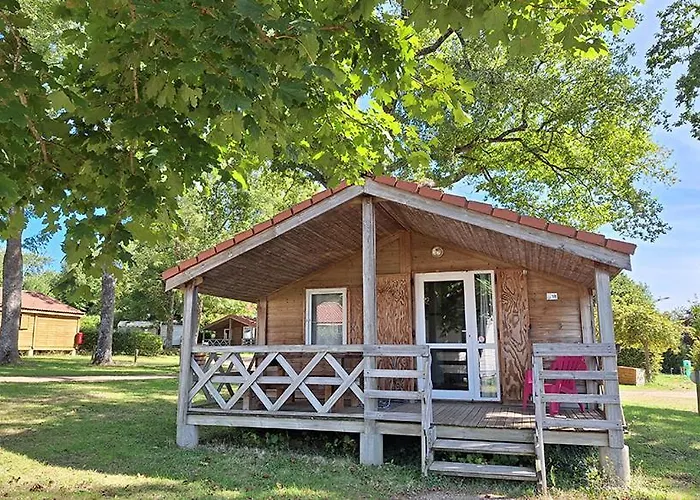 Des Papillons Campsite Lalizolle