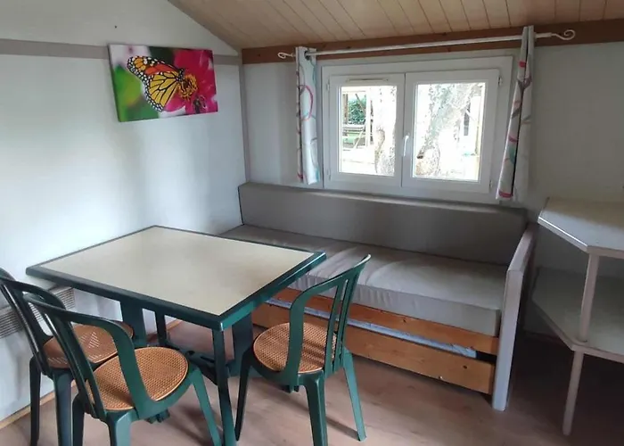 Des Papillons Campsite 3*