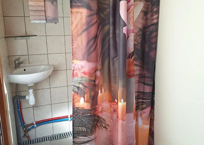 Des Papillons אתר קמפינג 3*