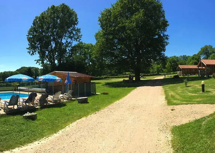 Des Papillons 3* Lalizolle