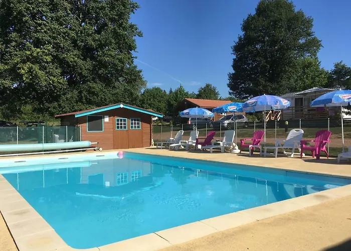 Des Papillons Campsite Lalizolle